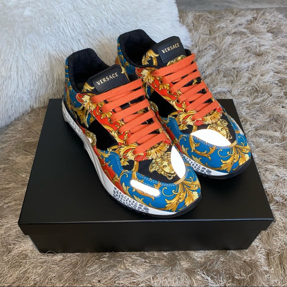 Versace Sneaker 🧡🖤💙